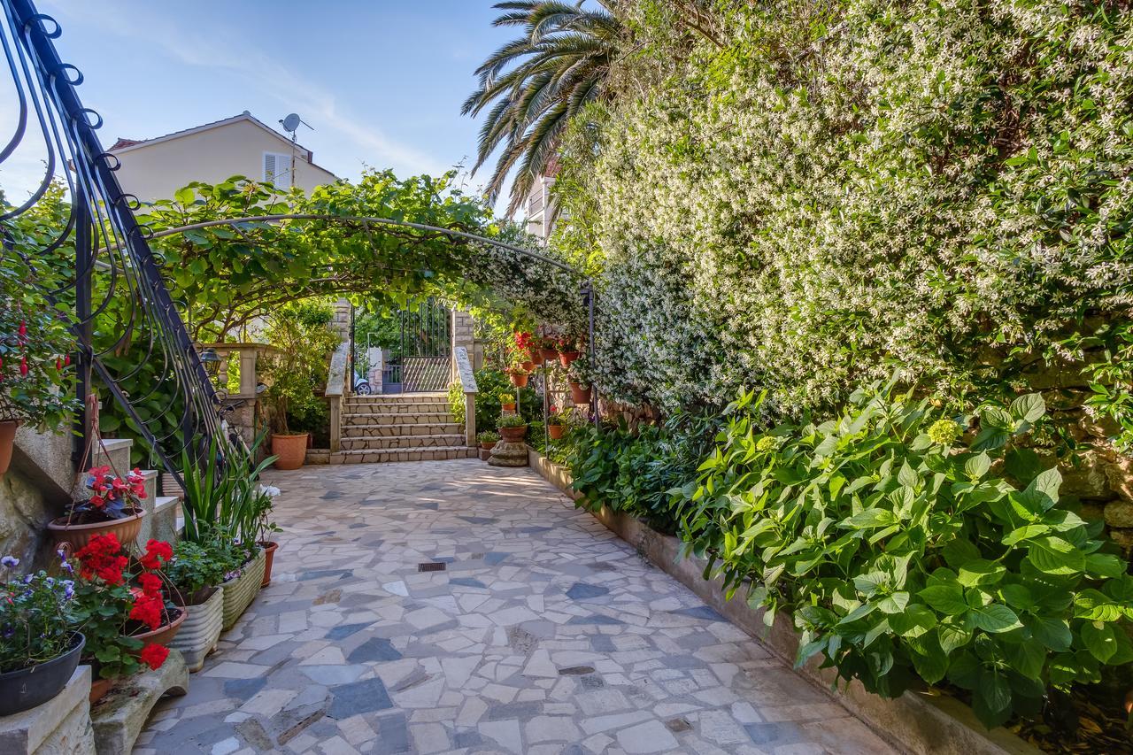 Apartments Beba Mali Losinj Exterior photo