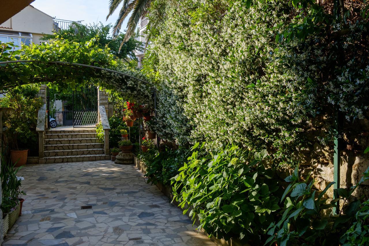 Apartments Beba Mali Losinj Exterior photo