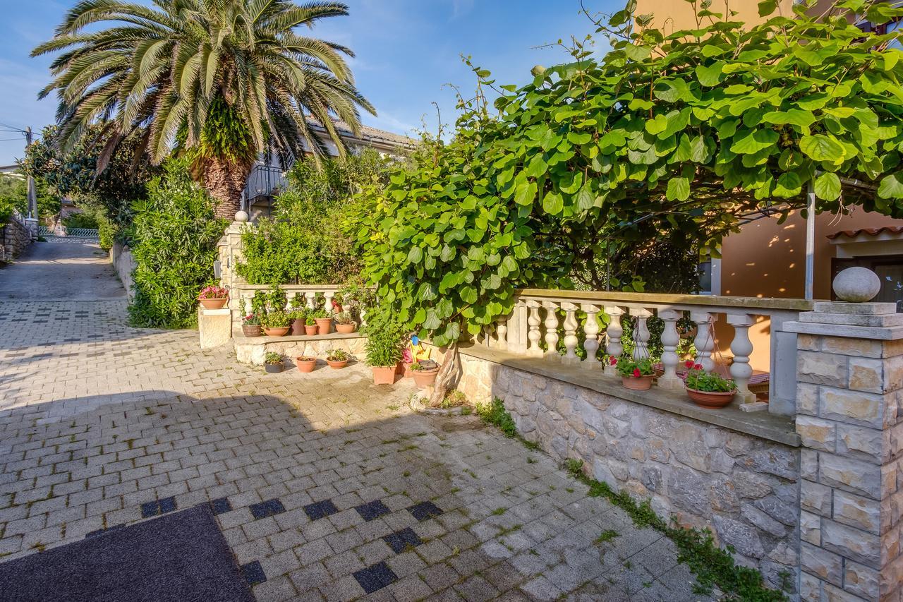 Apartments Beba Mali Losinj Exterior photo