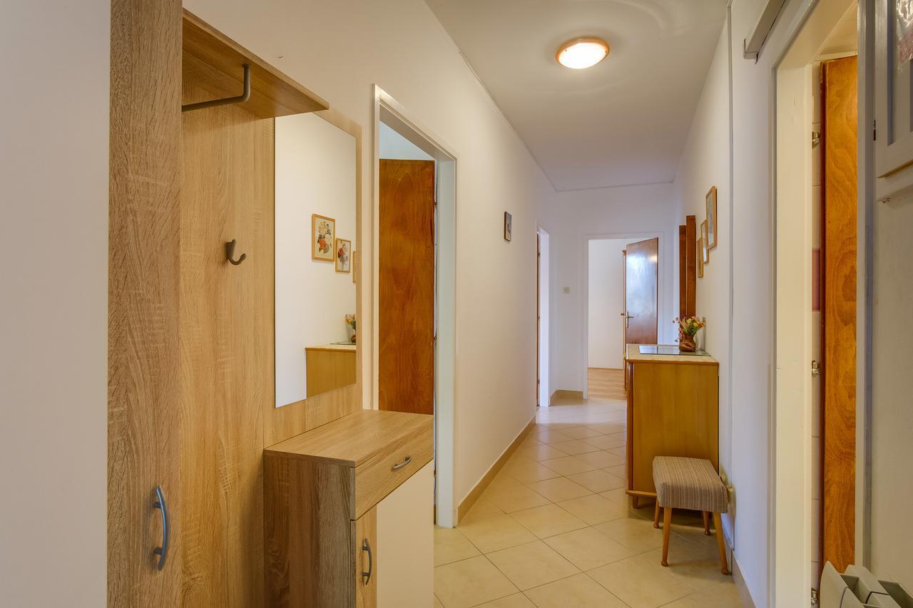 Apartments Beba Mali Losinj Exterior photo