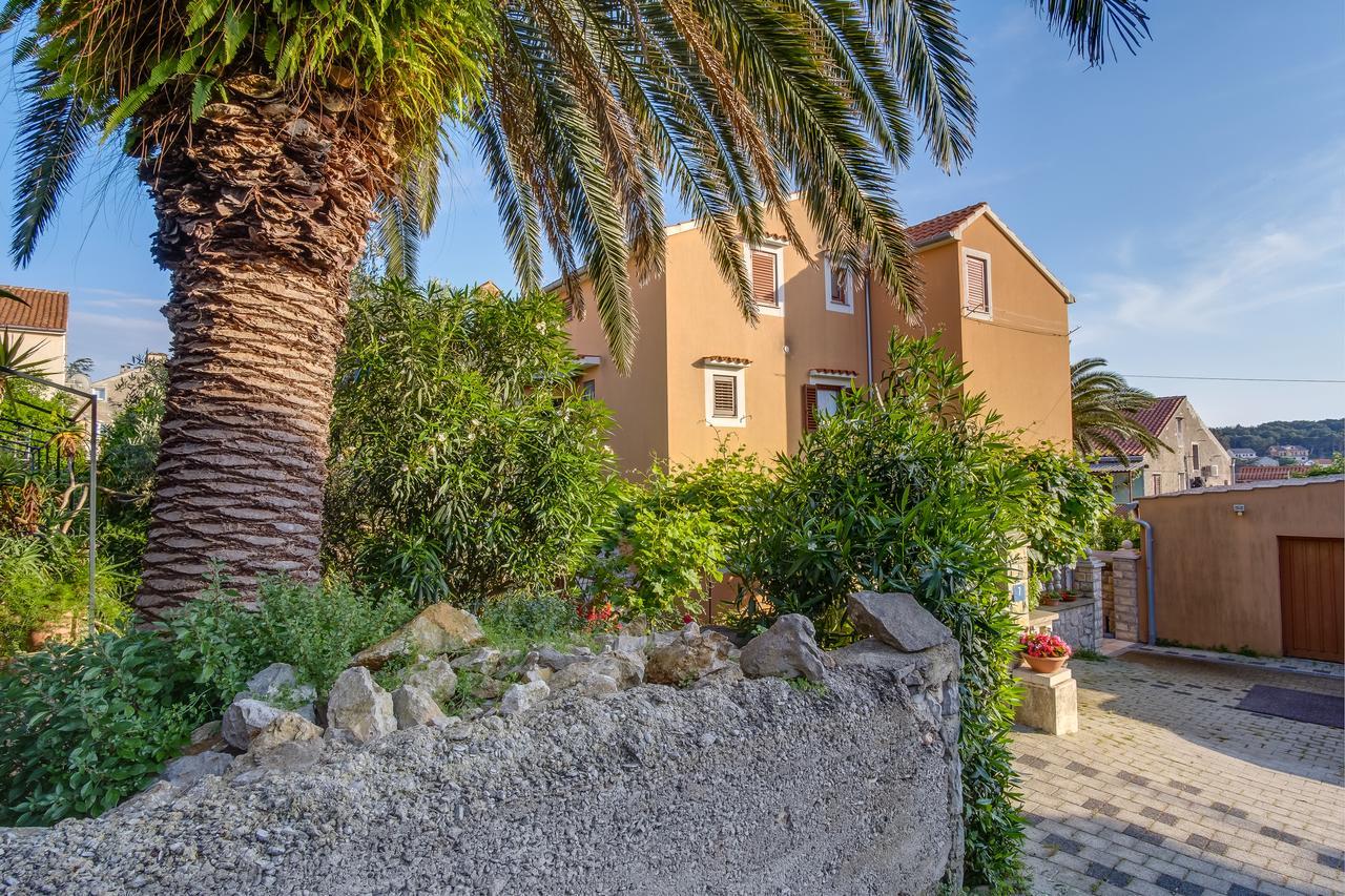 Apartments Beba Mali Losinj Exterior photo